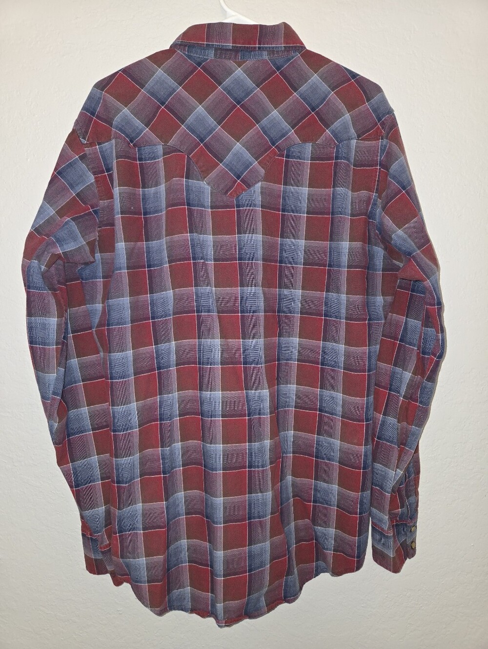 Wrangler Red and Blue Plaid Western Snap Shirt, Size Large - Picture 3 of 9